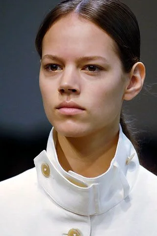 Look 3
